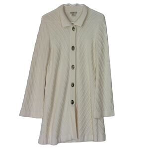 Nubby Cream Long Sweater with Flowy Sleeves Size L
